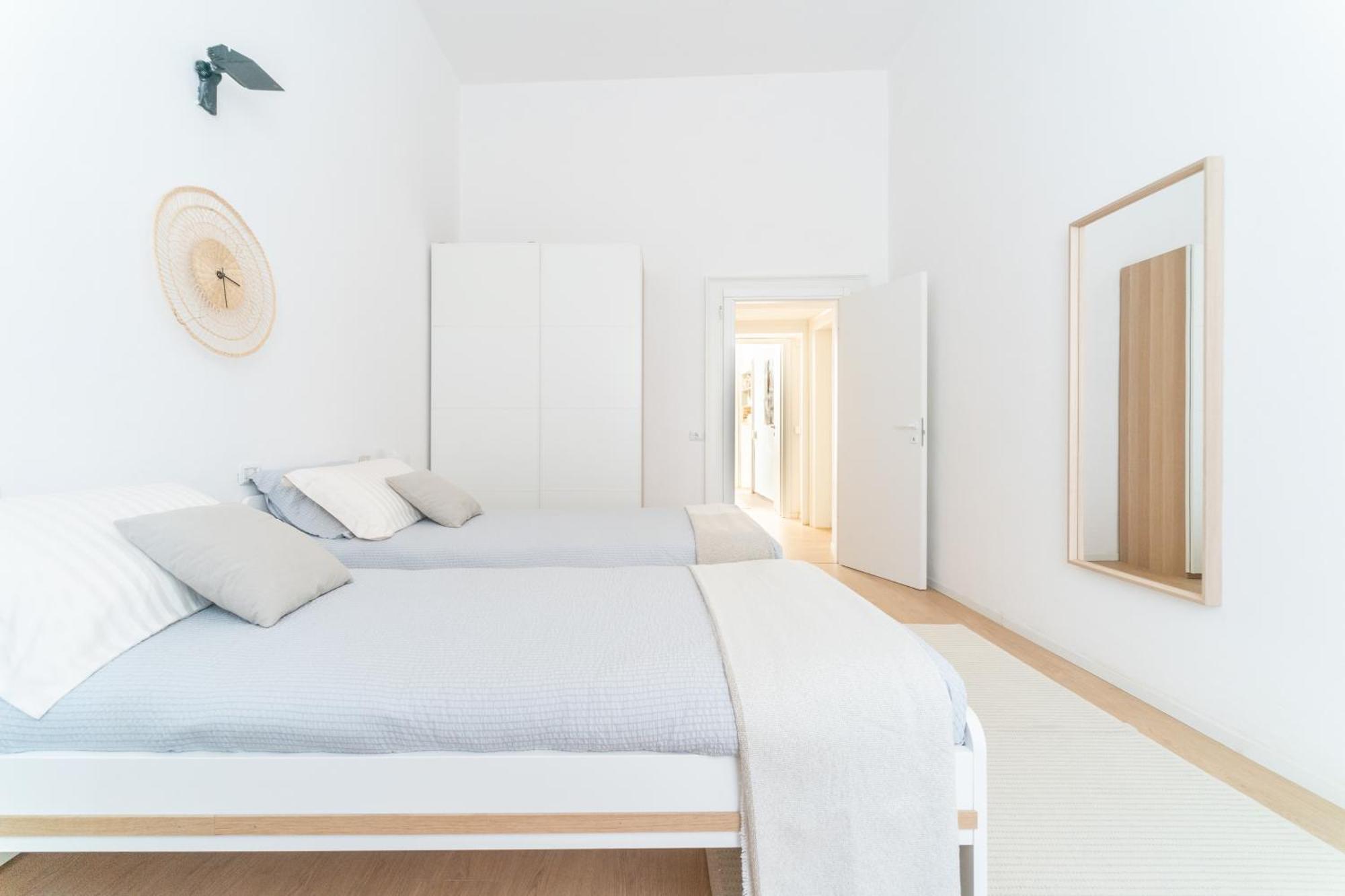 Grand Central 1845 - 2 Bedrooms Design Flat Bergamo Eksteriør bilde